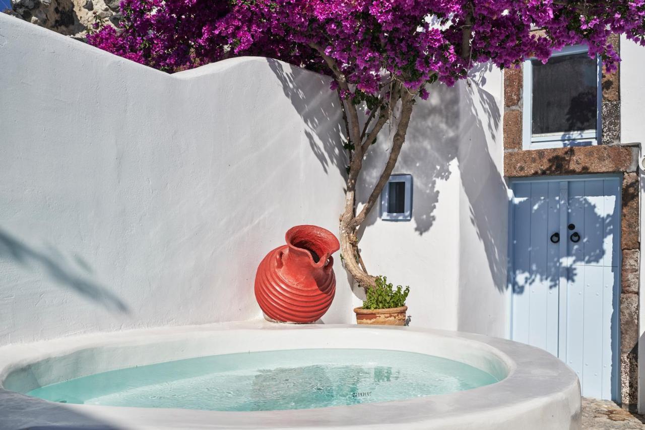 2 Bedroom Charming Villa With Outdoors Jacuzzi Megalochori  Dış mekan fotoğraf