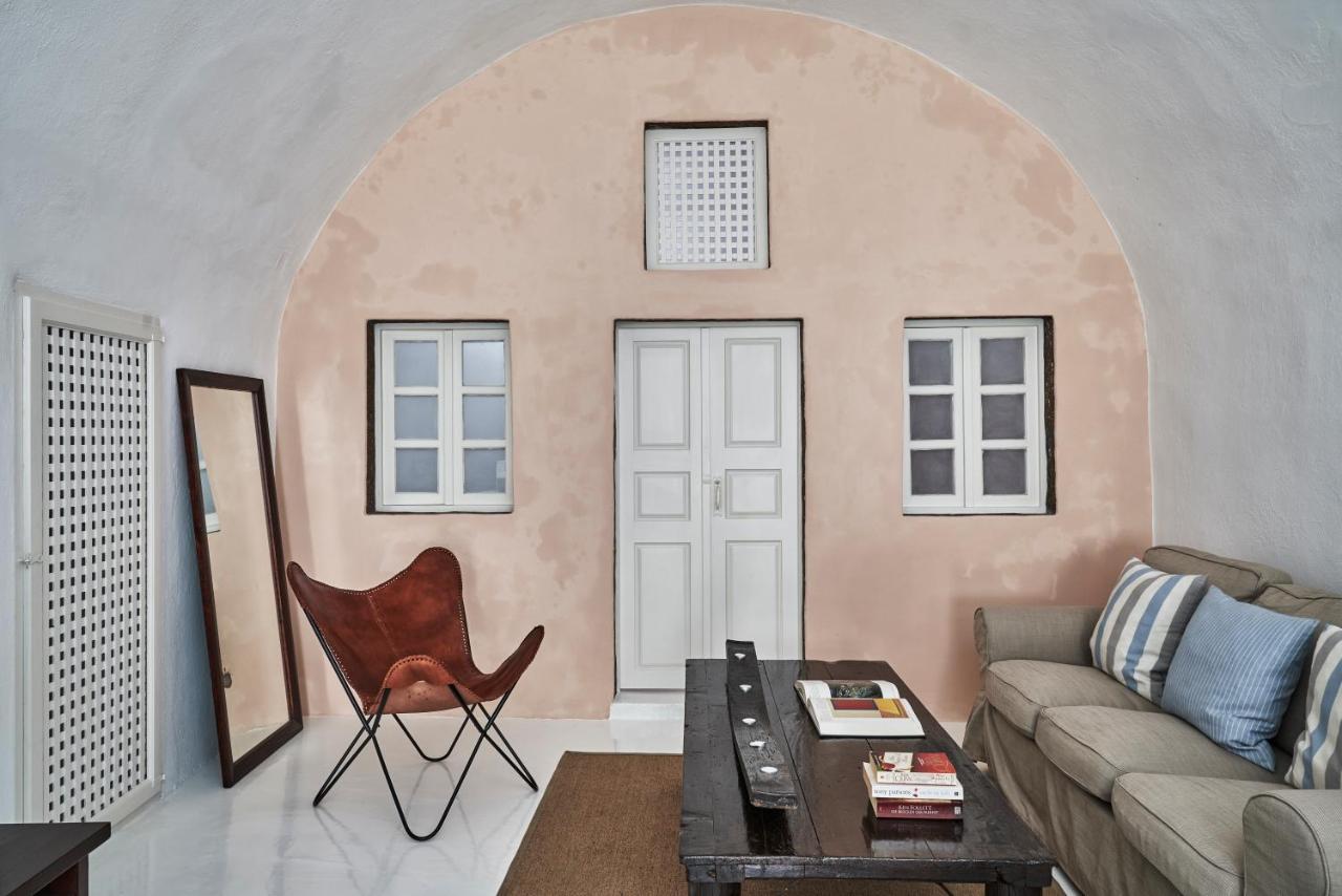2 Bedroom Charming Villa With Outdoors Jacuzzi Megalochori  Dış mekan fotoğraf